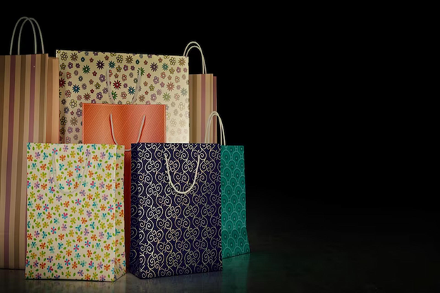 Choosing the Right Paper Bag for Your Business: Types and Styles Explained